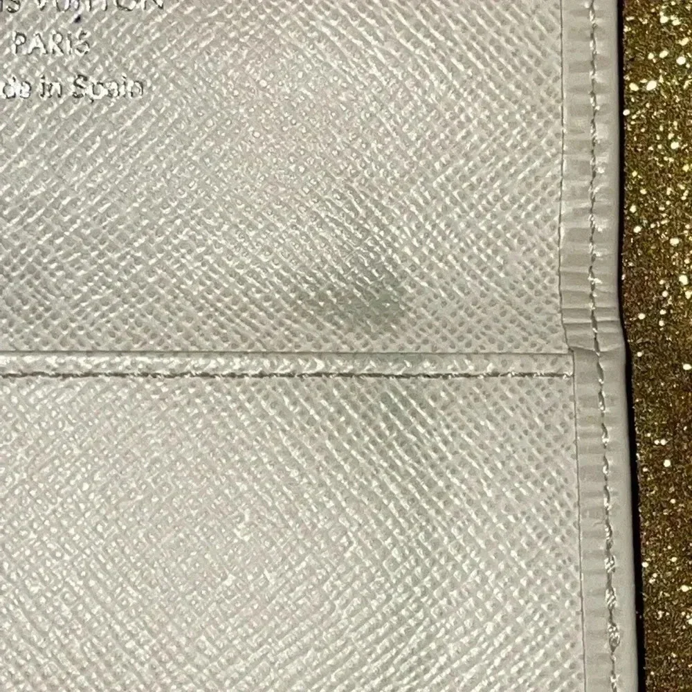 Louis Vuitton White Epi Key Holder